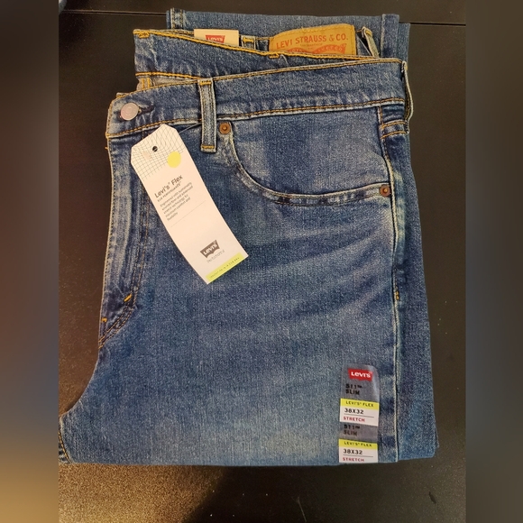 Men's Levi's- 511 Slim Fit Jeans - Picture 8 of 10